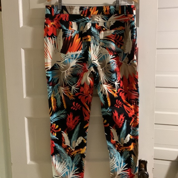 Fun summer Frank Lyman pants EUC - Picture 3 of 4